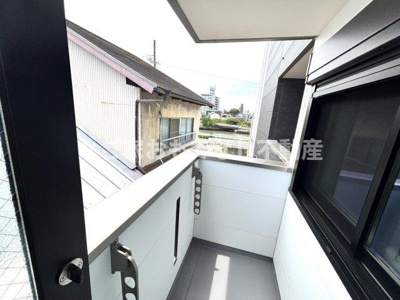 【バルコニー】 | RadIAnce新川橋