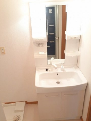 忙しい朝には欠かせない洗面所です