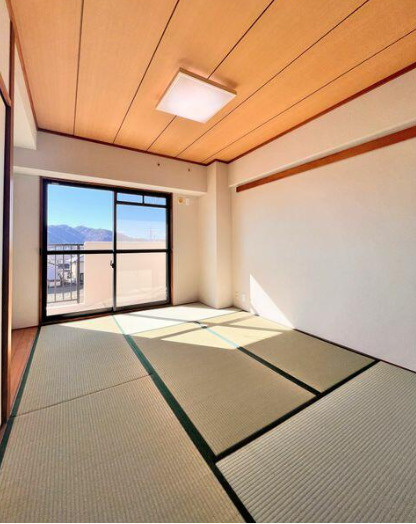 アーバンシティ中石田　沼津市大岡の和室