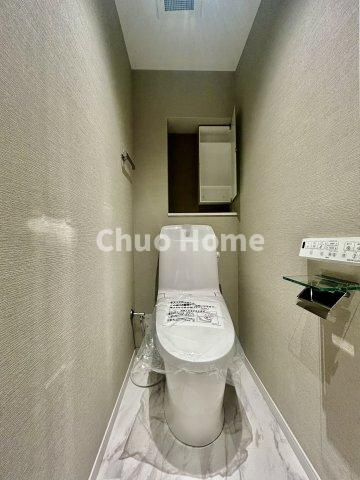 日暮里ダイヤモンドマンションの防犯設備|【防犯カメラ】何かあった時の大事な証拠になることももちろんなりますが、防犯というくらいですので大事なのは防犯カメラがあることによって抑止力につながることですよね。