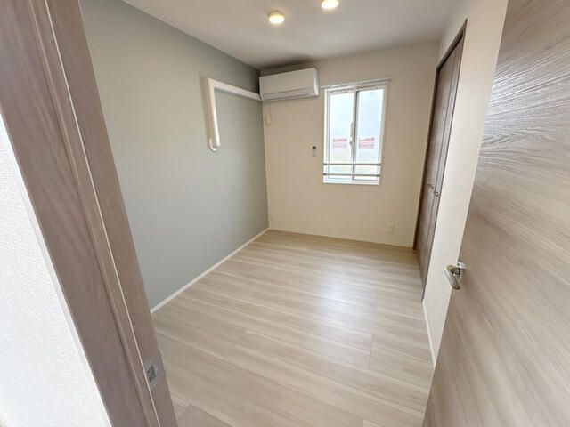 セレスティア岡本の洋室|使い勝手のいい洋室です