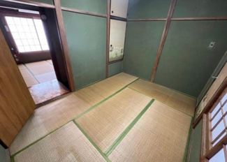 【和室】 | 大阪市西淀川区御幣島６丁目中古戸建 | ３階和室６帖です♪お好きなリフォームを楽しんでみませんか？