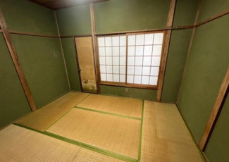 【和室】 | 大阪市西淀川区御幣島６丁目中古戸建 | ３階和室4.5帖です♪お好きなリフォームを楽しんでみませんか？いつでもご見学できます！