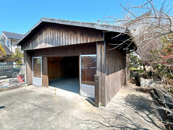熊毛郡平生町大字大野北今井　戸建ての外観|本宅とは別に倉庫があります