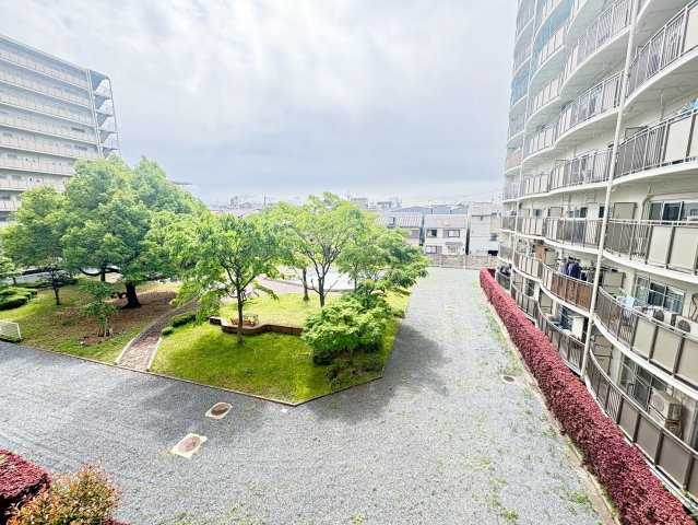 深草西浦住宅の展望