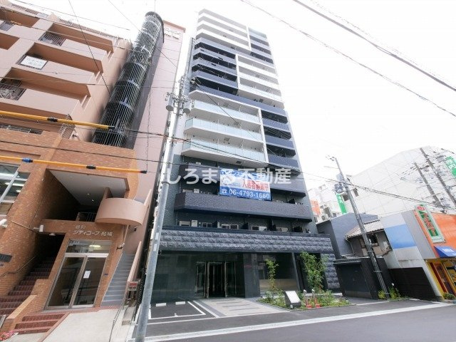 プレサンス堺筋本町駅前シェルの外観
