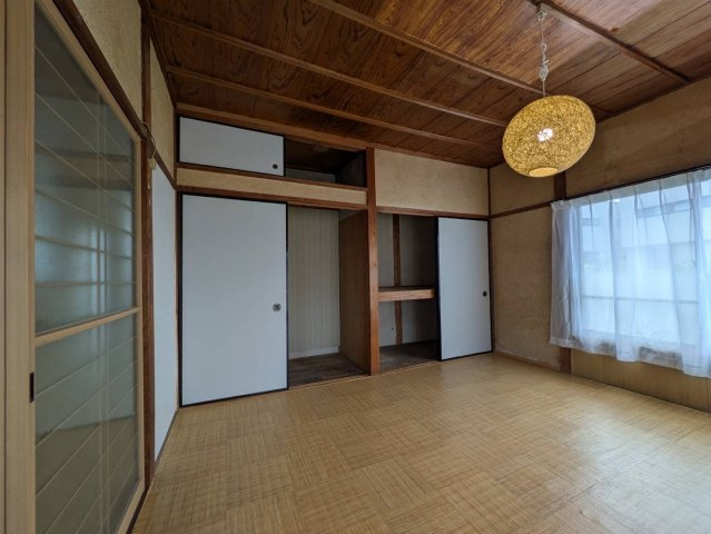 前田町貸家の洋室