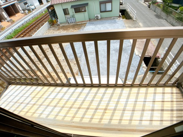 前田町貸家のバルコニー