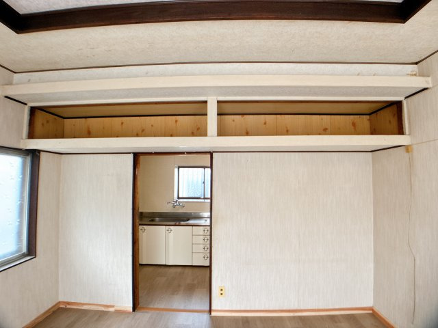 前田町貸家の収納