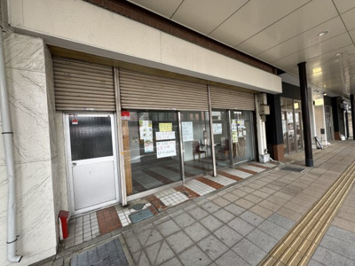 【外観】 | 平出氏トランクルーム(栄町)