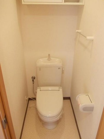 カルムＳのトイレ|落ち着いたトイレです