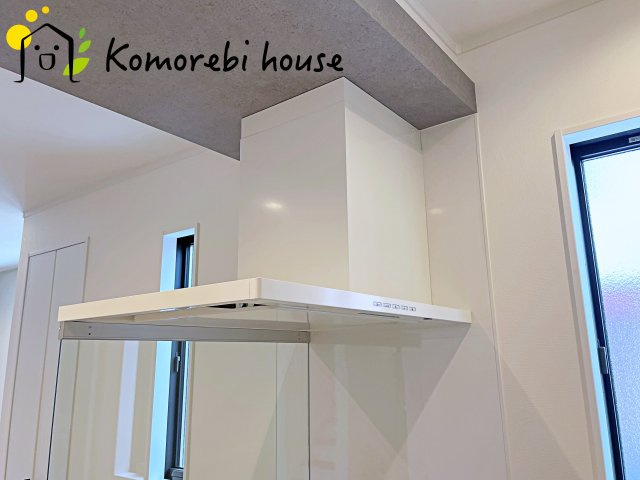大宮南中野　新築一戸建て　Bのキッチン|コンパクトなキッチンで掃除もラクラク