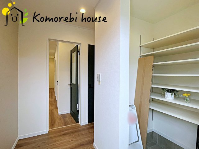 大宮南中野　新築一戸建て　Bの玄関|玄関です