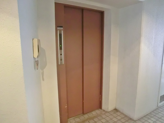フォークス小岩のその他共用部分|エレベーター付きです。