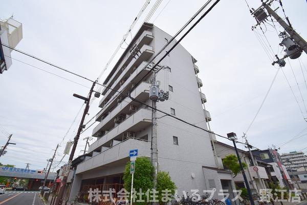 都マンション赤川の外観