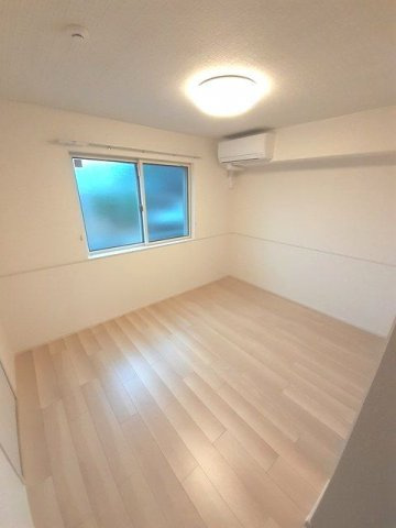 タートルヒルズ４ｔｈの内装|明るい色調の室内です