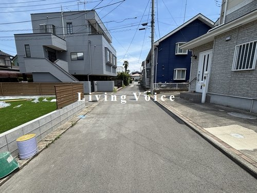 【前面道路含む現地写真】 | 【仲介手数料０円】伊勢原市上粕屋第1期　新築一戸建て | 【仲介手数料０円】伊勢原市上粕屋第1期　新築一戸建て