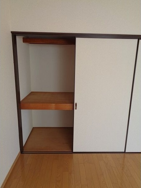 タウンハウスヨシダA棟の収納