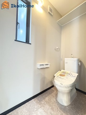 明石市二見町西二見　全1棟　新築戸建のトイレ|【ホームページに現地動画掲載中】●年中無休：当日予約可●各階ウォシュレット、暖房便座が標準装備！