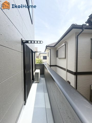 明石市二見町西二見　全1棟　新築戸建のバルコニー|【ホームページに現地動画掲載中】●年中無休：当日予約可●陽当り良好バルコニー♪屋根は８万円～設置可能