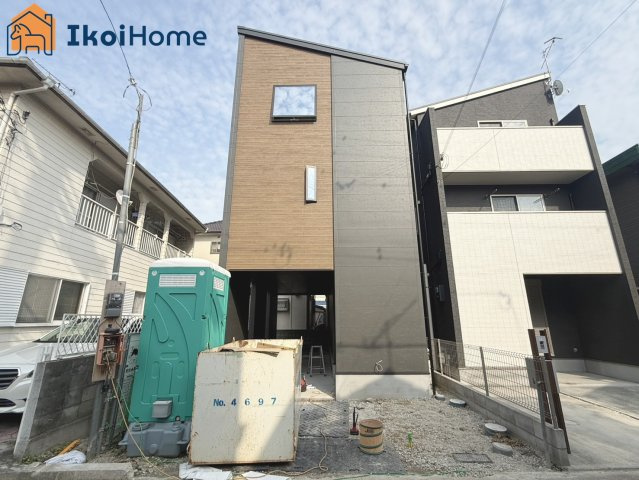 明石市二見町西二見　全1棟　新築戸建の駐車場|●年中無休：当日予約可●駐車場が1階車庫ですので、お車やバイクがお好きなお客様にオススメ！
