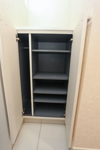 サヴォイ博多スーペリア　13階の収納|別号室のものになります。現状優先。