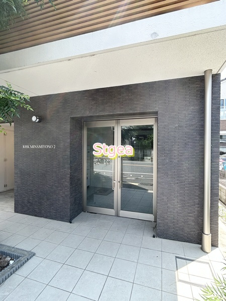 RHK南与野２のエントランス