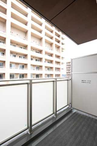 グロリアコート市川のバルコニー|※写真は同タイプ住戸です。