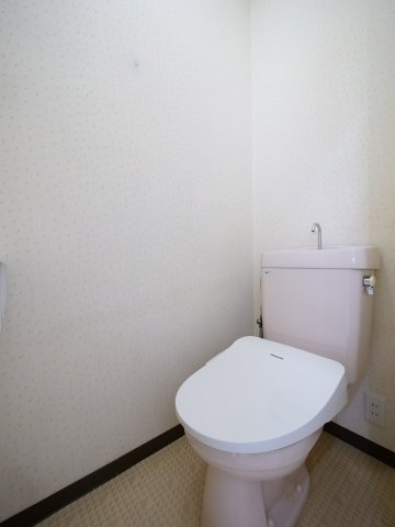 ル・クール瀬戸Ⅰ棟のトイレ|※写真は別の部屋のものです。