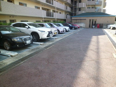 【駐車場】 | ルネ墨染2番館