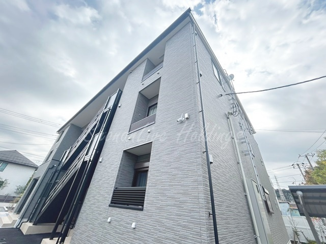 鎌倉市常盤のアパートの外観