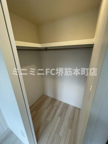 大阪市中央区博労町１丁目の賃貸マンションの収納