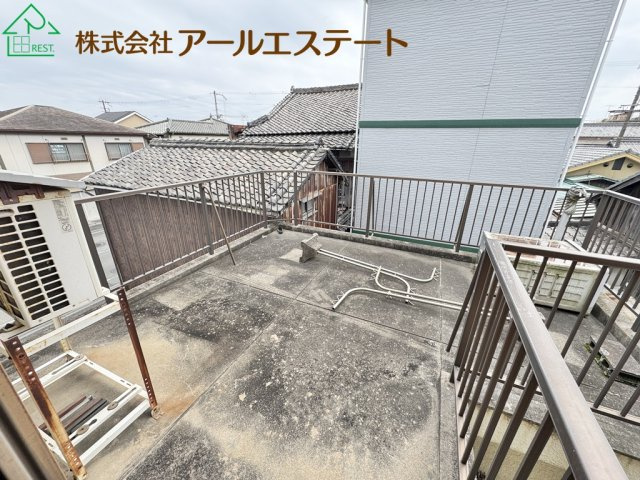 高砂市高砂町藍屋町　　　山陽電鉄「高砂駅」徒歩9分のバルコニー