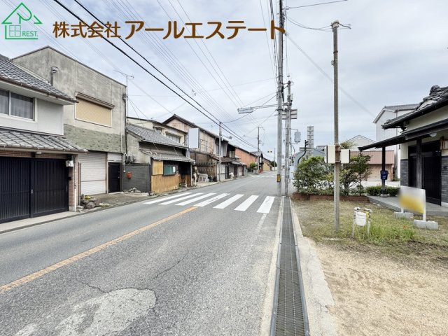 高砂市高砂町藍屋町　　　山陽電鉄「高砂駅」徒歩9分の前面道路含む現地写真