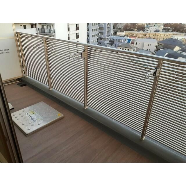 ラグゼナ平和台のバルコニー