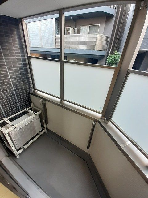 プルミエール秋葉原のバルコニー