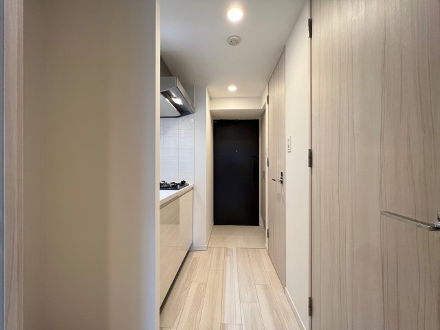 S-RESIDENCE難波大国町Deuxの玄関