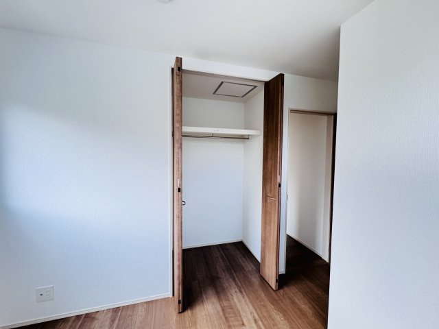 柏市あかね町新築戸建（第2あかね町）の収納|5帖洋室収納