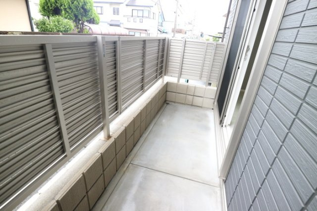 スーリール住吉のバルコニー