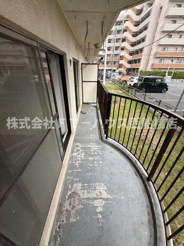 センテコスモ市川のバルコニー