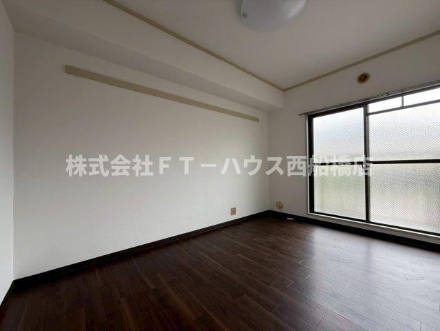 センテコスモ市川の寝室