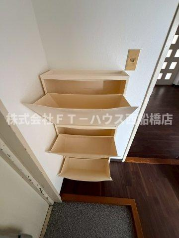 センテコスモ市川の収納