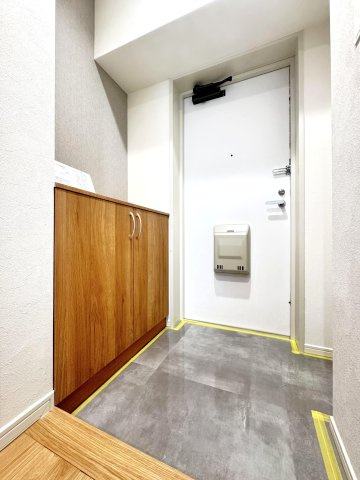 グローリア初穂綾瀬の玄関