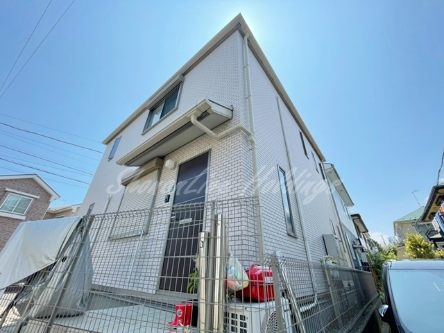 茅ヶ崎市菱沼１丁目のアパート