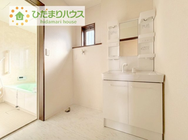 【独立洗面台】 | 筑西市玉戸　中古戸建 | シンプルで使い勝手の良い独立洗面台！