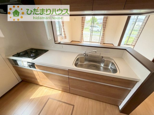 【キッチン】 | 筑西市玉戸　中古戸建 | 3口コンロでお料理する時間も短くなりそうですね(*‘∀‘)