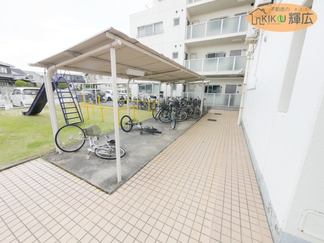 ユニオンハイツ土山　5階の駐輪場