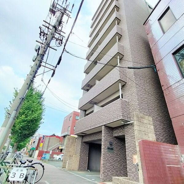 ラ　ベル　ヴィーの外観