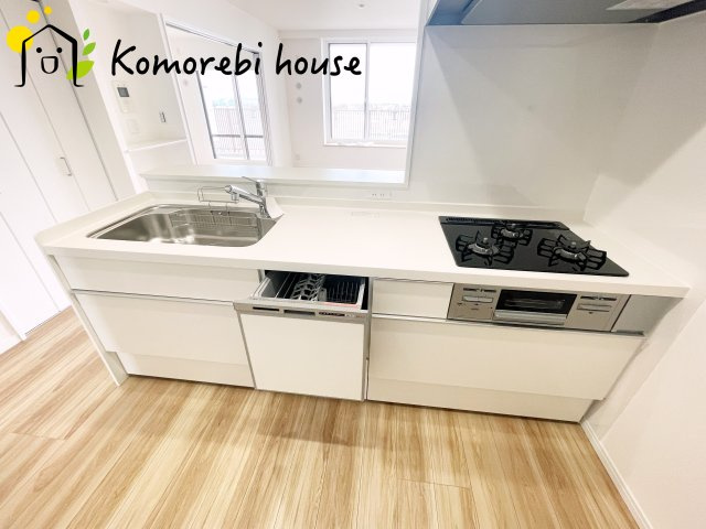 パークシティ白岡ウエストガーデンのキッチン|コンパクトなキッチンで掃除もラクラク