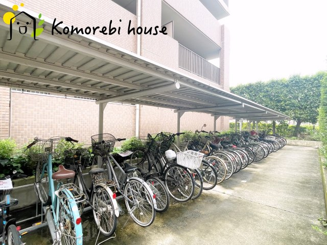 パークシティ白岡ウエストガーデンの駐輪場|駐輪場です